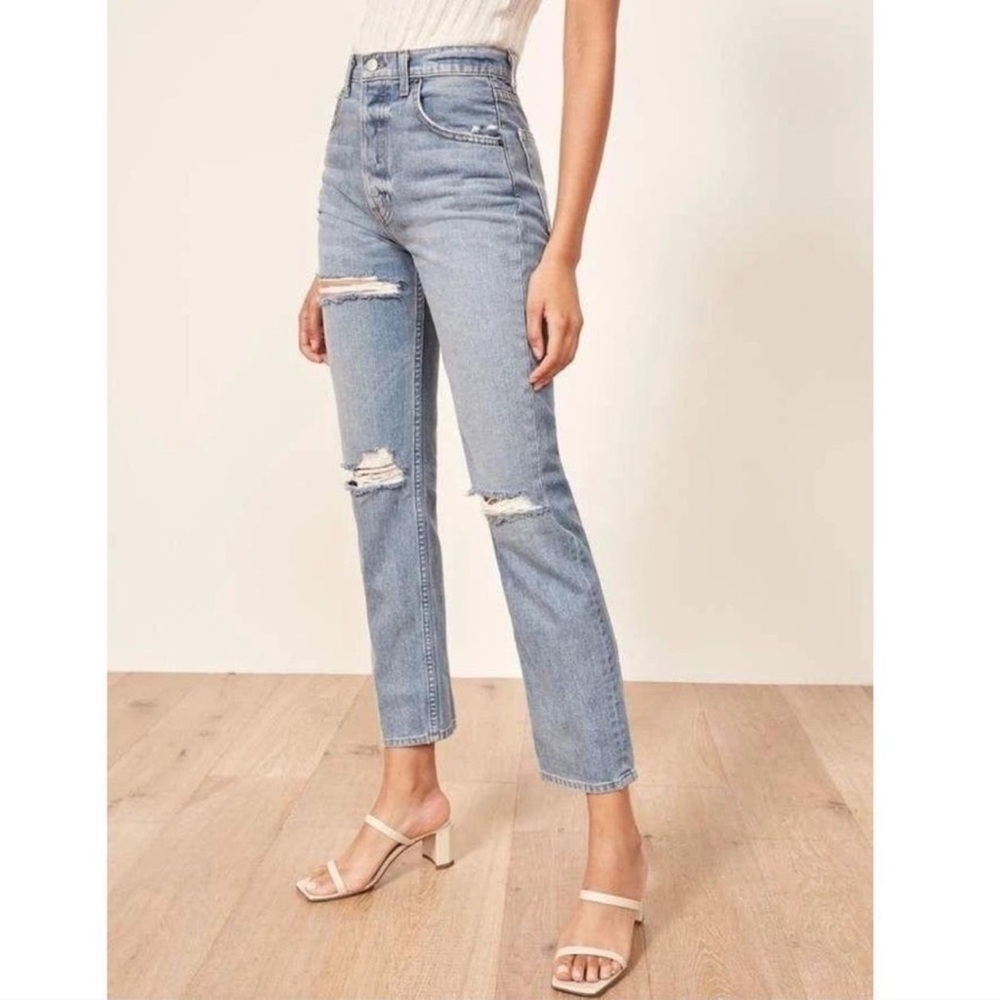 Reformation 31 Cynthia High Rise Relaxed Distressed Jeans Light Blue Oahu Wash